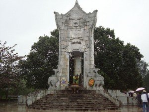 Le cimetière national de Truong Son